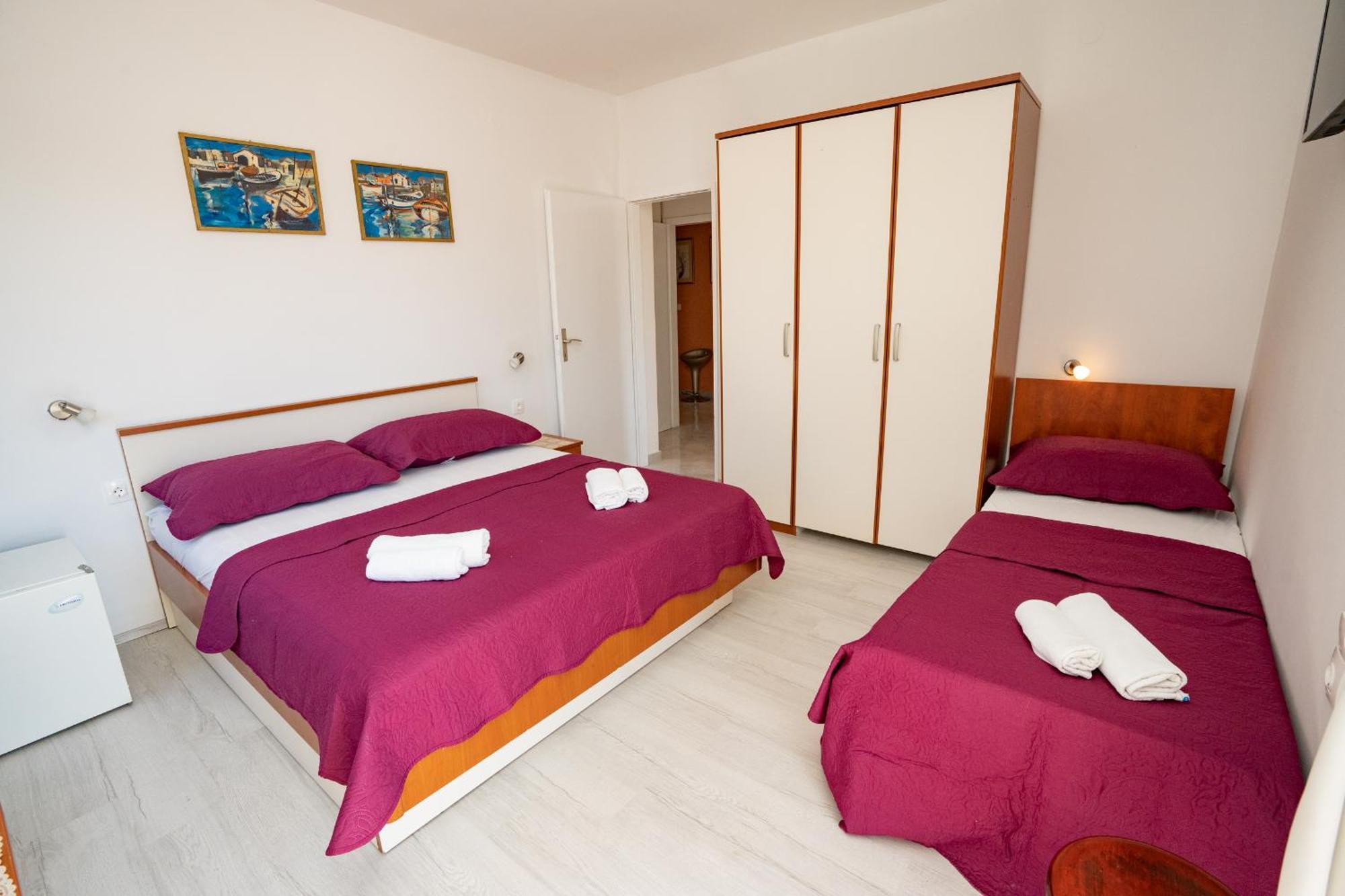 Pool Mansion Magnolia - Comfort Rooms Novalja Eksteriør billede